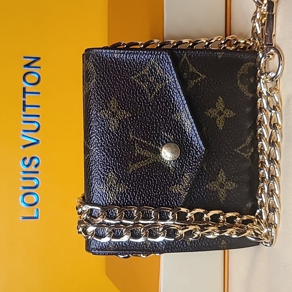 Louis Vuitton Handbags - Louis Vuitton Monogram Vintage 1992 Elise Envelope bi fold Wallet
